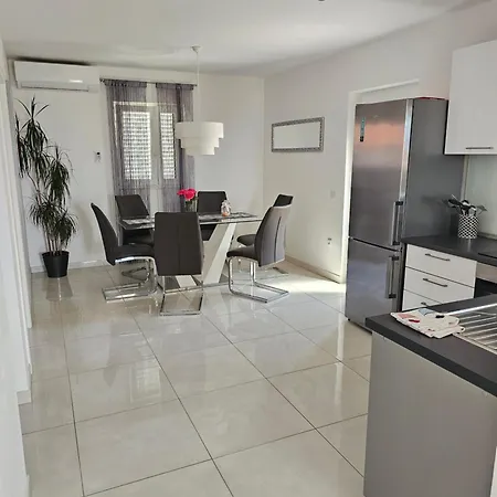 Apartment Koval *